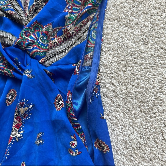 MissGuided Paisley Long Sleeve Blue Dress - Picture 3 of 4